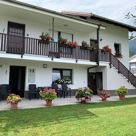 Apartma Panorama Кобарид Екстериор снимка