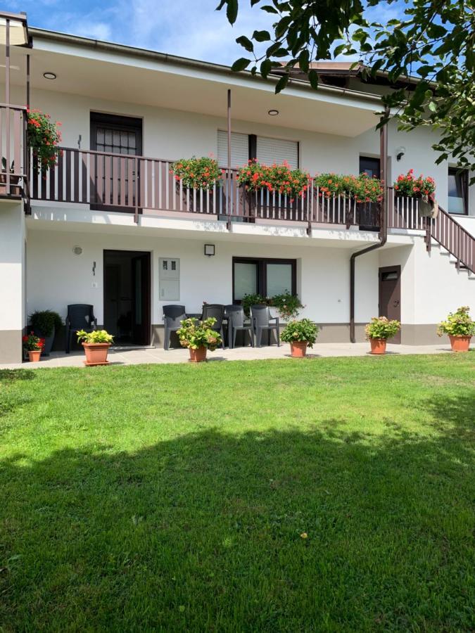 Apartma Panorama Кобарид Екстериор снимка