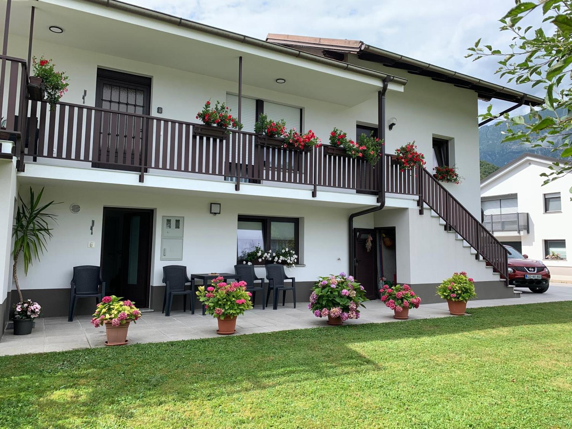 Apartma Panorama Кобарид Екстериор снимка